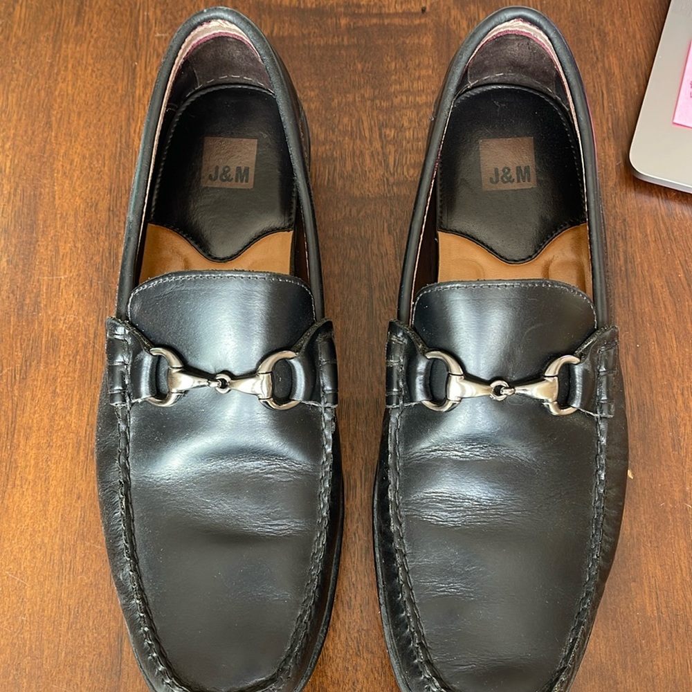Johnston & Murphy Black slip on with Bit